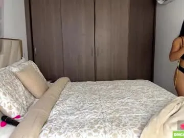 realtryit – webcam model profile photo Image 12