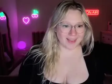 AlyssonJade – webcam model profile photo Image 2