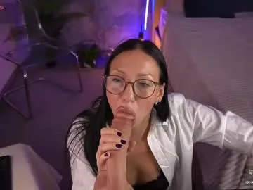 hotbella_ – webcam model profile photo Image 5