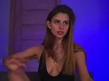 emiilycampbell – webcam model profile photo Image 10