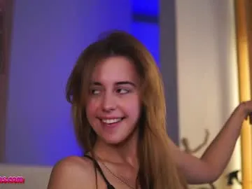 emiilycampbell – webcam model profile photo Image 9