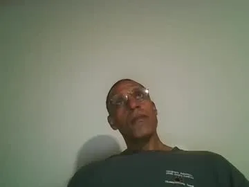 soakerpalace – webcam model profile photo Image 2