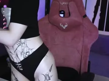 emiilycampbell – webcam model profile photo Image 2