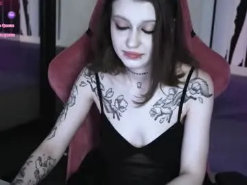 emiilycampbell – webcam model profile photo Image 3