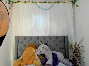 agent_provocateur2 – webcam model profile photo Image 12