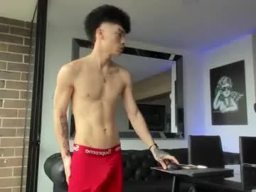 evahothead – webcam model profile photo Image 10