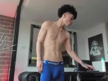 evahothead – webcam model profile photo Image 18