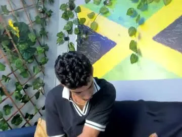 sweetyoops – webcam model profile photo Image 15