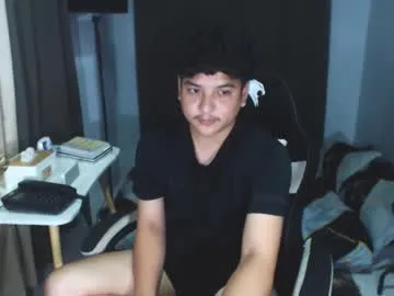 wet_dreamm22 – webcam model profile photo Image 8