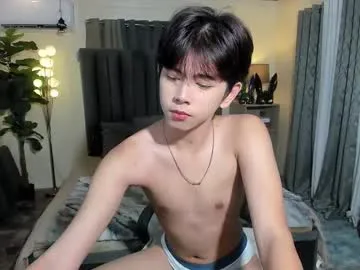 sweetyoops – webcam model profile photo Image 11