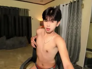 sweetyoops – webcam model profile photo Image 9