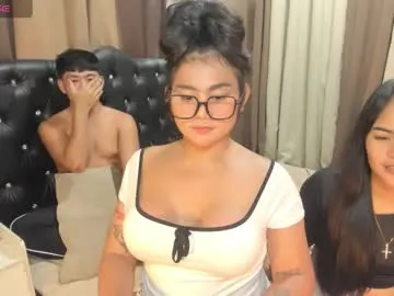 petites_perles – webcam model profile photo Image 2