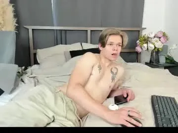 sweetyoops – webcam model profile photo Image 19