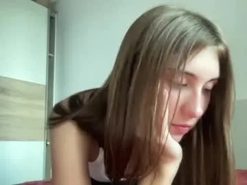 sweetyoops – webcam model profile photo Image 5