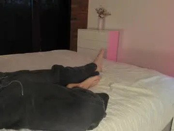 emonyashka – webcam model profile photo Image 10