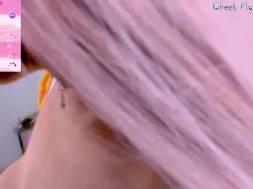 pinkadele – webcam model profile photo Image 17