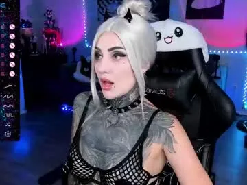 funny_to_see_you_here – webcam model profile photo Image 3