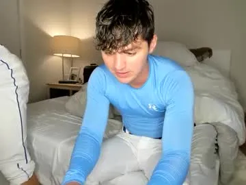 angelsofaurora – webcam model profile photo Image 3