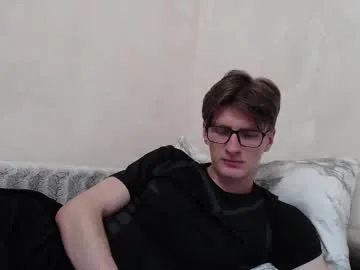 luis7777hui – webcam model profile photo Image 2