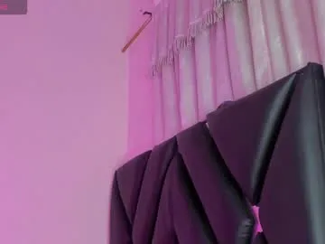 loving_ladies – webcam model profile photo Image 8