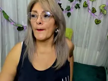 scarletttsinner – webcam model profile photo Image 14