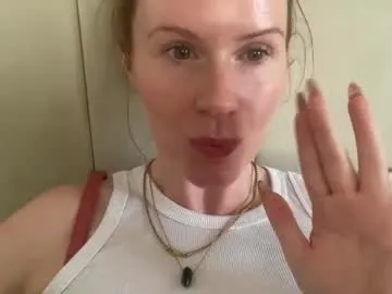 katarasimon – webcam model profile photo Image 16