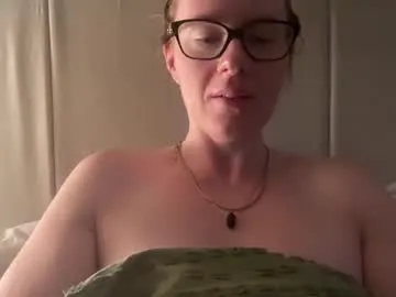 katarasimon – webcam model profile photo Image 9