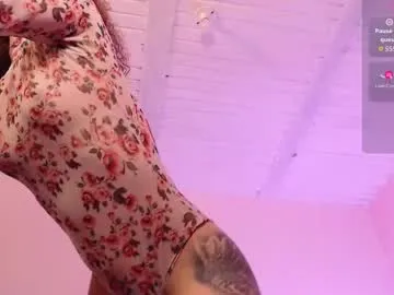 _saravictoria_ – webcam model profile photo Image 16