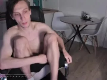 little_anitta – webcam model profile photo Image 2