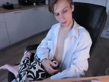 little_anitta – webcam model profile photo Image 3