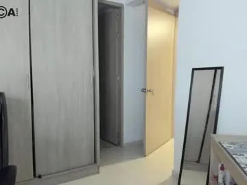 wet_dreamm22 – webcam model profile photo Image 15