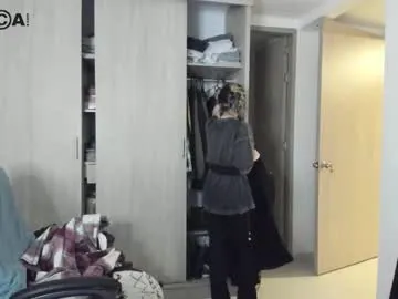 wet_dreamm22 – webcam model profile photo Image 4