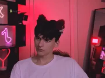 little_poetry – webcam model profile photo Image 12