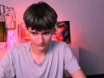 little_poetry – webcam model profile photo Image 15