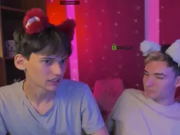 little_poetry – webcam model profile photo Image 8