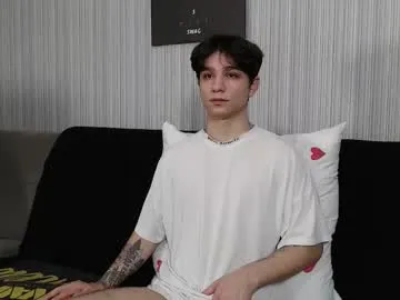 loving_ladies – webcam model profile photo Image 12