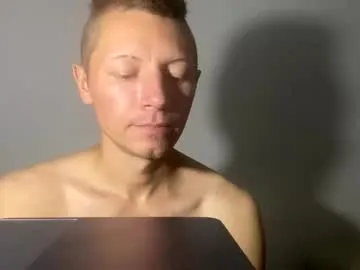 kitty__diamond_ – webcam model profile photo Image 15