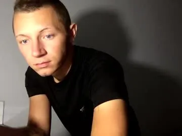 kitty__diamond_ – webcam model profile photo Image 3