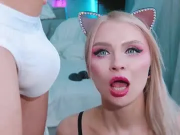 loving_ladies – webcam model profile photo Image 4