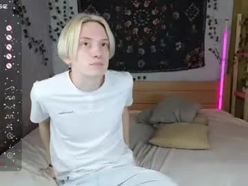 saramist – webcam model profile photo Image 13