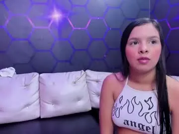 hollyxx_ – webcam model profile photo Image 5