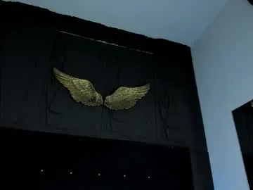 kristigroune – webcam model profile photo Image 11