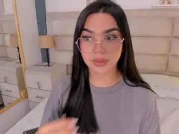 big_eyes_alice – webcam model profile photo Image 5