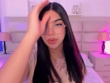 big_eyes_alice – webcam model profile photo Image 7