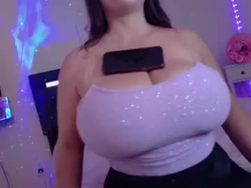 love_you_to123 – webcam model profile photo Image 6