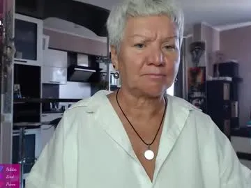 wet_dreamm22 – webcam model profile photo Image 11