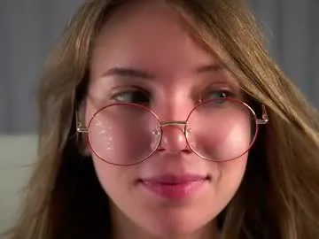 brandywhite – webcam model profile photo Image 4