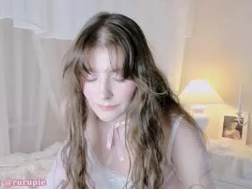 nicolle_foxy – webcam model profile photo Image 15