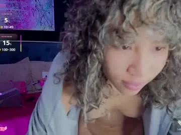 Amanda – webcam model profile photo Image 5