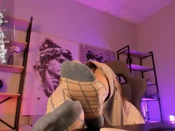 oliviabr0wn – webcam model profile photo Image 6